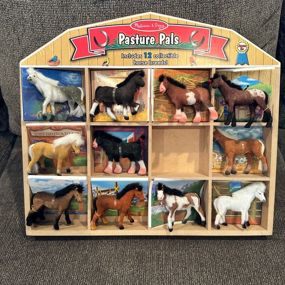 Melissa & Doug Pasture Pals 11 Collectible Fuzzy Horses In Wooden Case - Picture 1 of 2